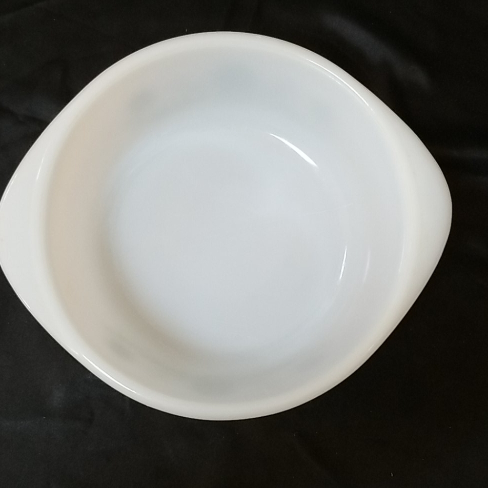 🥘VINTAGE 1.5 QT GLASBAKE CASSEROLE - Picture 2 of 4